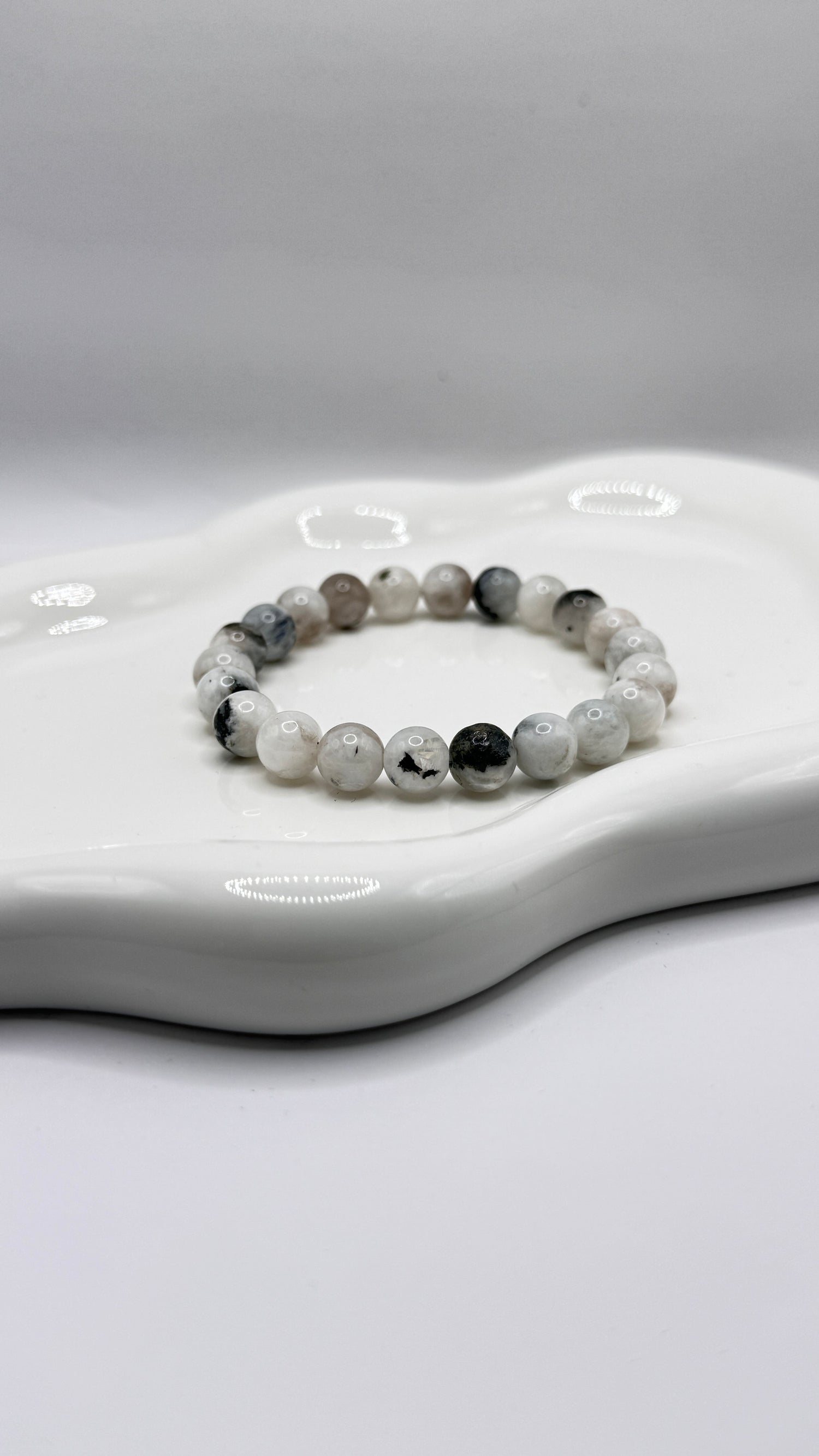 Moonstone bracelet with black details